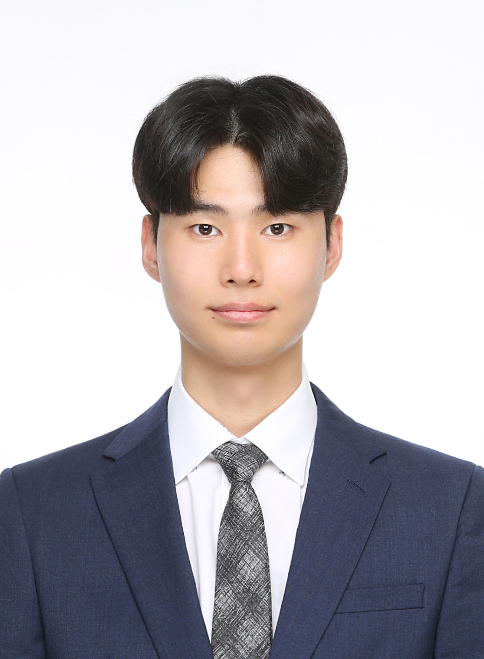 Yeonghun Kang Headshot