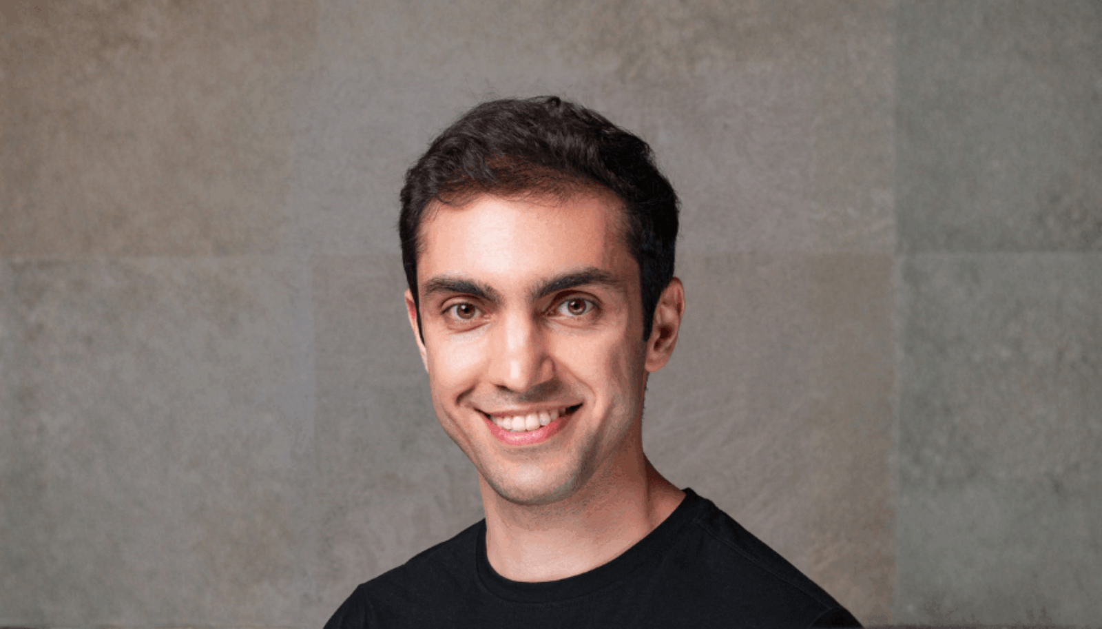 Mohamad Moosavi Headshot